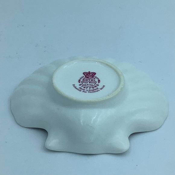 Royal Stafford England for Victoria Secret Shell Bon Bon Dish - Picture 7 of 8